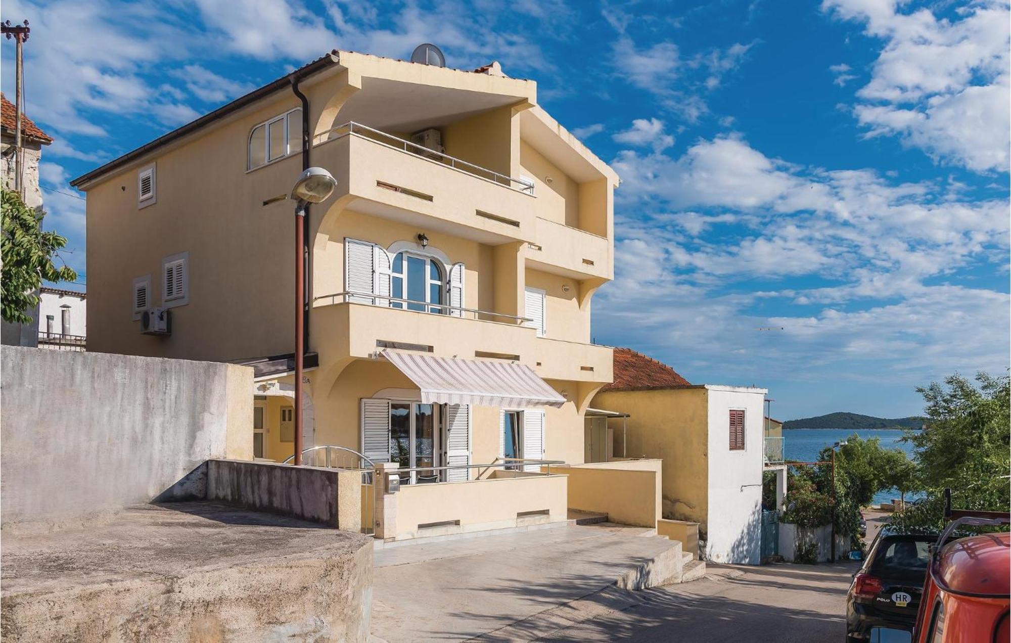 Nice Home In Sibenik With Kitchen Exteriör bild
